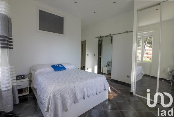 Maison à vendre 7 pièces 245 m² Cagnes-sur-Mer