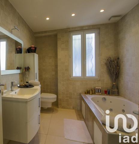 Maison à vendre 7 pièces 245 m² Cagnes-sur-Mer