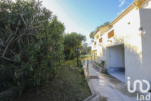 Maison à vendre 7 pièces 245 m² Cagnes-sur-Mer