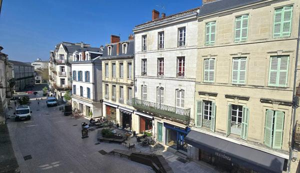 Appartement T3, résidence sécurisée avec ascenseur , cave privative, garage indépendant