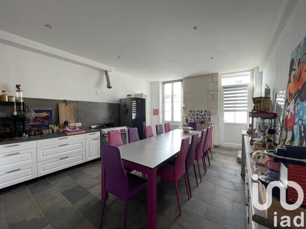 Maison à vendre 11 pièces 280 m² Saint-Genis-de-Saintonge
