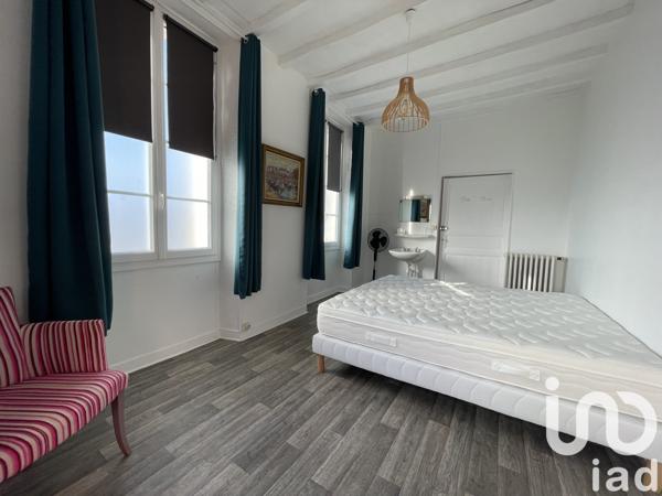 Maison à vendre 11 pièces 280 m² Saint-Genis-de-Saintonge