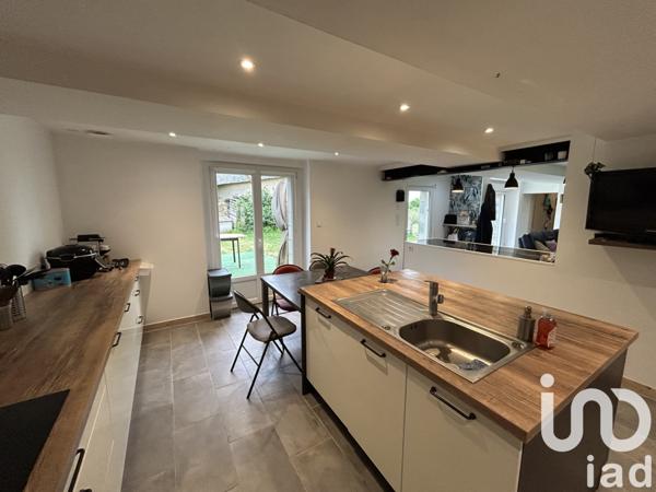 Maison à vendre 5 pièces 192 m² Segré-en-Anjou Bleu