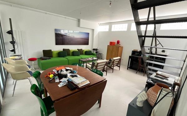 Appartement à vendre    2 pièces • 72,02 m2 Montreuil