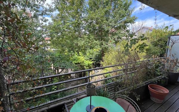 Appartement à vendre    2 pièces • 72,02 m2 Montreuil