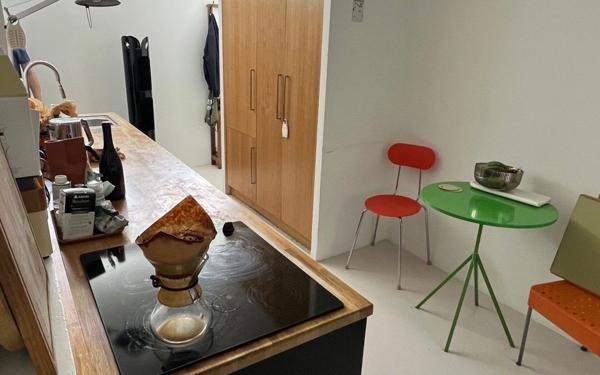 Appartement à vendre    2 pièces • 72,02 m2 Montreuil