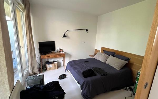 Appartement à vendre    2 pièces • 72,02 m2 Montreuil