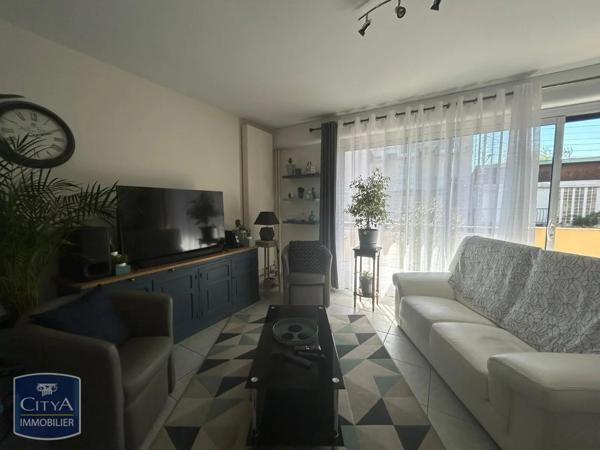 Appartement à louer 3 pièces 65.53m² Brive-la-Gaillarde (19100)