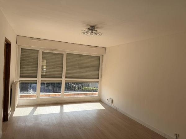 Vente / Appartement T4 à Bondy (93140)