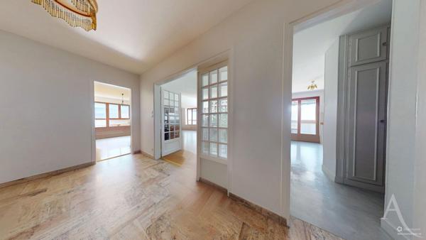 Appartement Saint Egreve 6 pièces 141 m2 Barnave