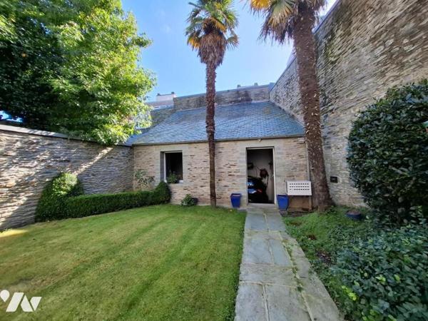 Cherbourg en cotentin CHERBOURG CENTRE Proche des commodités maison de ville avec garage