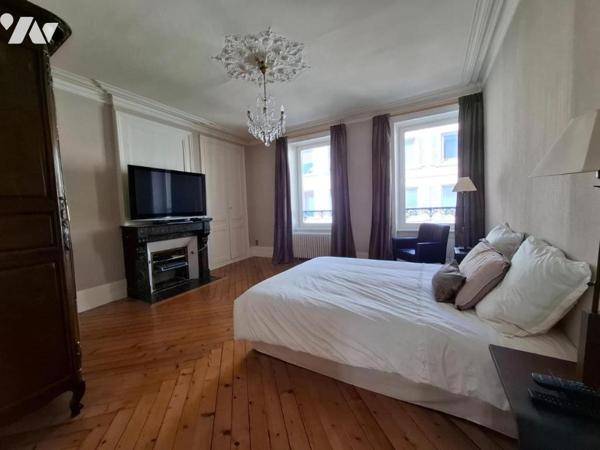 Cherbourg en cotentin CHERBOURG CENTRE Proche des commodités maison de ville avec garage