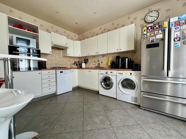 Maison Houilles CENTRE-VILLE 75 m2 €549 000 ** - Référence 7272