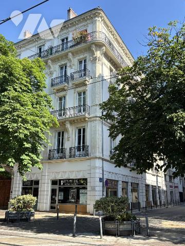 Vente Appartement 6P+c centre ville de Grenoble.