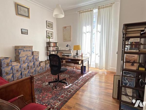 Vente Appartement 6P+c centre ville de Grenoble.
