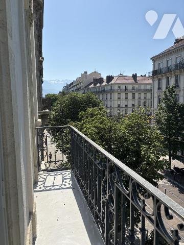 Vente Appartement 6P+c centre ville de Grenoble.