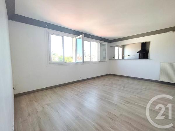 Appartement à vendre  3 pièces - 56,35 m 2   AUREILHAN  - 65