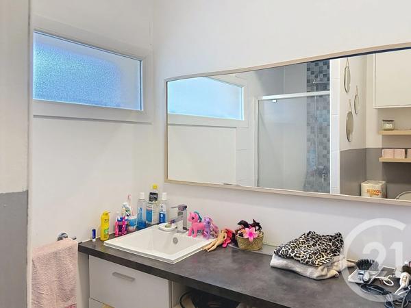 Maison à vendre  8 pièces - 215 m 2   VILLENEUVE LES MAGUELONE  - 34