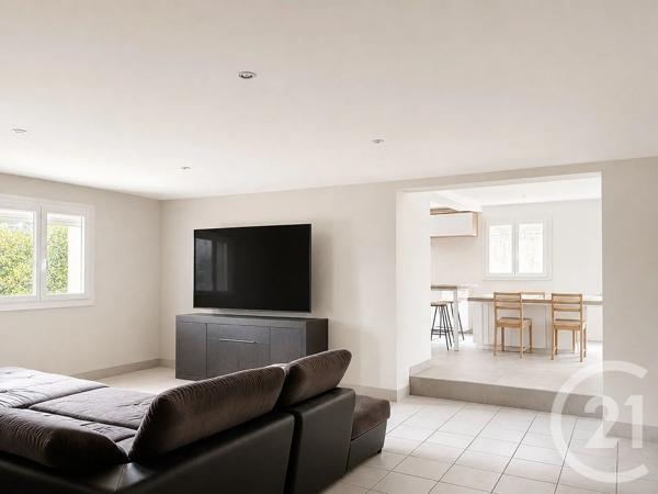 Maison à vendre  8 pièces - 215 m 2   VILLENEUVE LES MAGUELONE  - 34