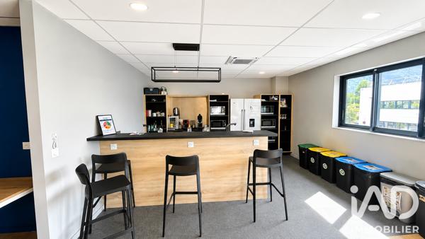 Murs commerciaux  à vendre 1 181,65 m² Voreppe