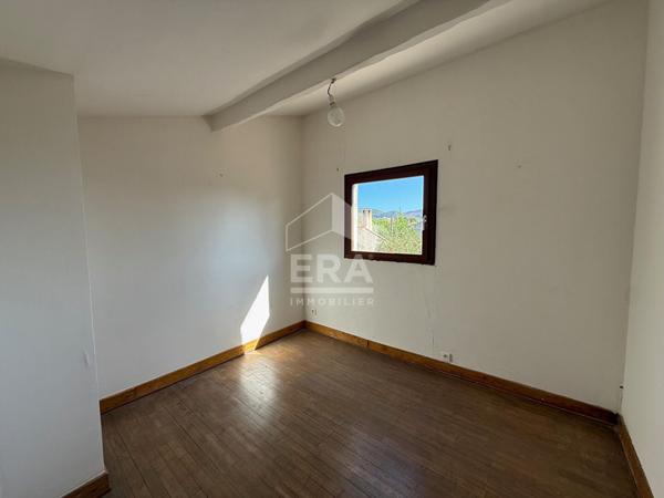 A VENDRE 13400 AUBAGNE MAISON TYPE 6 DE 150M² SUR 390 M² DE JARDIN GARAGE