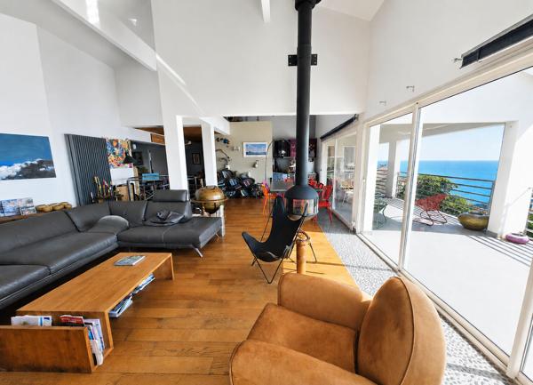 CERBÈRE VILLA CONTEMPORAINE AVEC VUE MER PANORAMIQUE