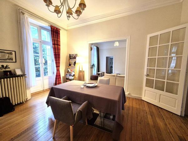APPARTEMENT LAVAL T3- T4 avec jardin