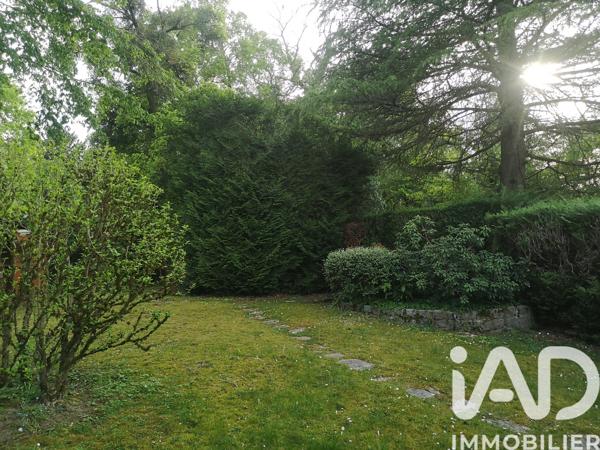 Maison à vendre 5 pièces 101 m² Saint-Fargeau-Ponthierry
