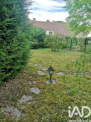 Maison à vendre 5 pièces 101 m² Saint-Fargeau-Ponthierry