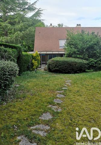 Maison à vendre 5 pièces 101 m² Saint-Fargeau-Ponthierry