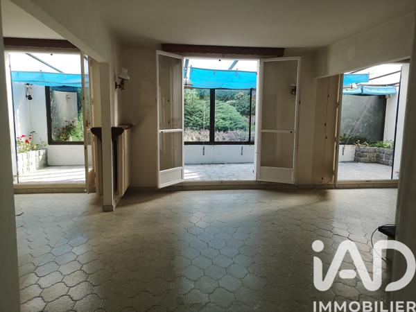 Maison à vendre 5 pièces 101 m² Saint-Fargeau-Ponthierry