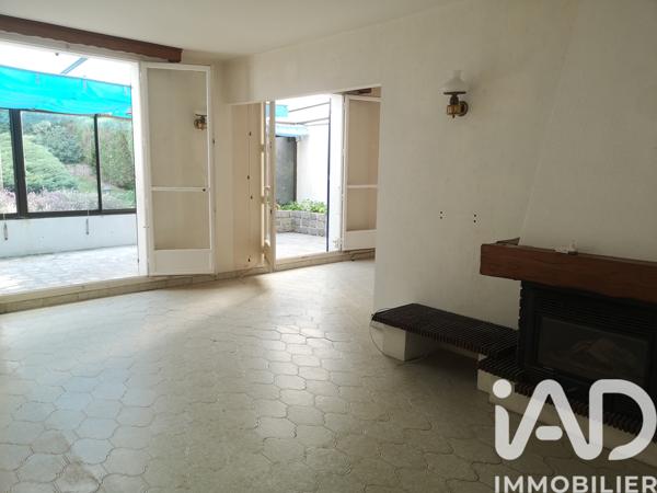 Maison à vendre 5 pièces 101 m² Saint-Fargeau-Ponthierry