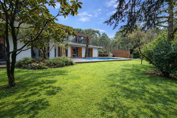 Mérignac centre Maison style californien – 240 m² – Piscine – Forêt