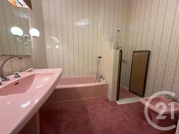 Maison à vendre  7 pièces - 148,26 m 2   SATILLIEU  - 07