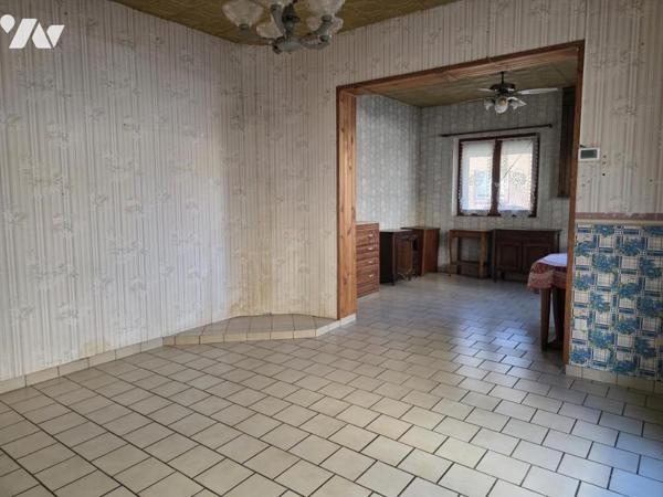 PLAIN PIED type longère  - 2 chambres + bureau - jardin - garage