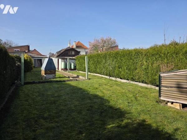 PLAIN PIED type longère  - 2 chambres + bureau - jardin - garage