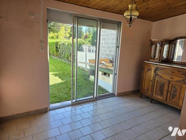 PLAIN PIED type longère  - 2 chambres + bureau - jardin - garage
