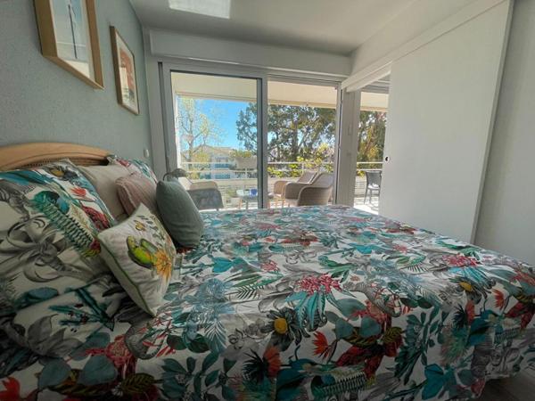 ARCACHON - AIGUILLON. Appartement rénové. 3 pièces. 48 m²