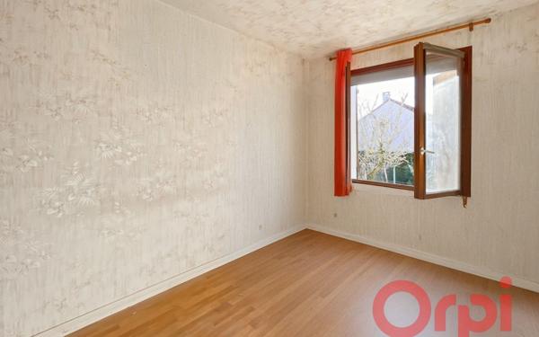 Maison à vendre    5 pièces • 101,28 m2 Saint-Germain-du-Puy