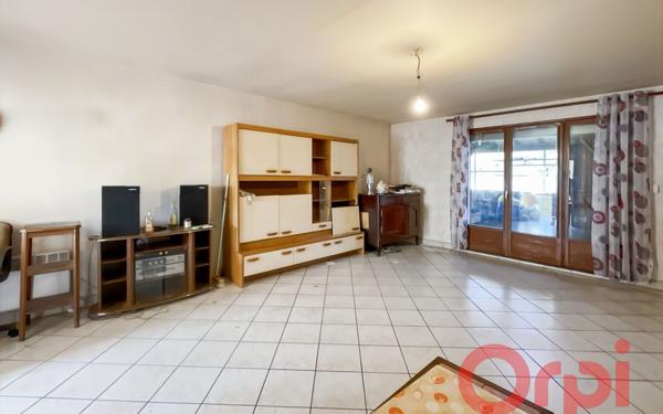 Maison à vendre    5 pièces • 101,28 m2 Saint-Germain-du-Puy