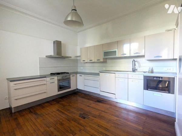 NANTES SAINT-DONATIEN - MAISON FAMILIALE DE CARACTERE 10 PIECES - 6 CHAMBRES AVEC JARDIN ET PARKINGS