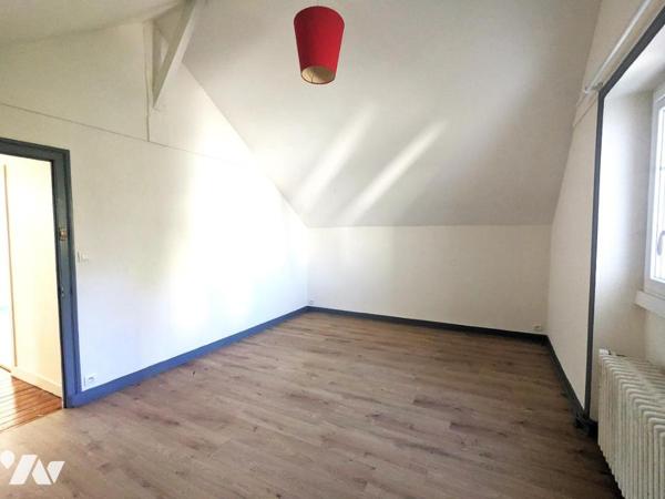 NANTES SAINT-DONATIEN - MAISON FAMILIALE DE CARACTERE 10 PIECES - 6 CHAMBRES AVEC JARDIN ET PARKINGS