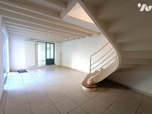 NANTES SAINT-DONATIEN - MAISON FAMILIALE DE CARACTERE 10 PIECES - 6 CHAMBRES AVEC JARDIN ET PARKINGS