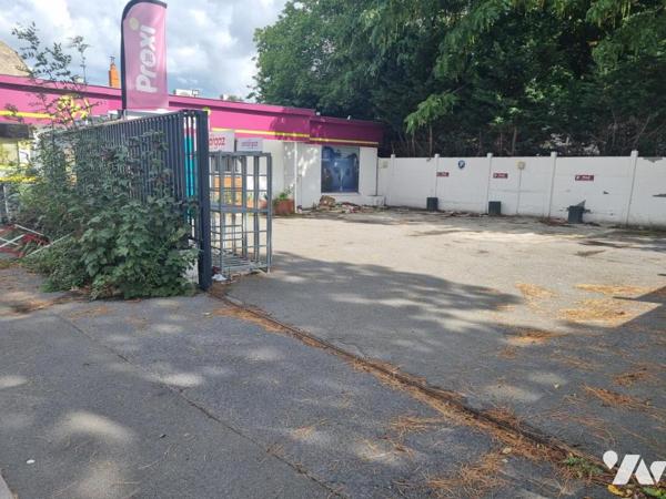 LOCAL COMMERCIAL À VENDRE – TOURCOING