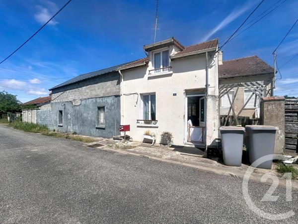 Maison à vendre  5 pièces - 149,01 m 2   VARENNES SUR ALLIER  - 03