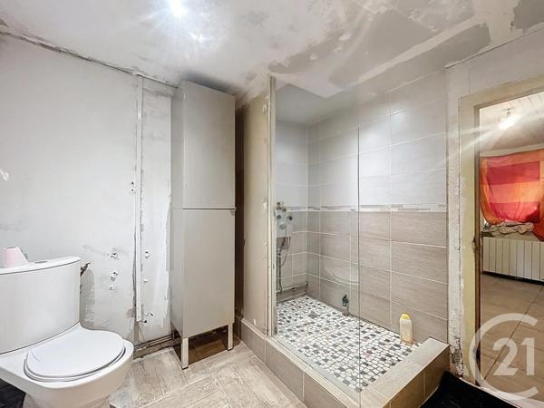 Maison à vendre  5 pièces - 149,01 m 2   VARENNES SUR ALLIER  - 03