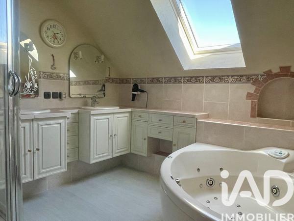 Maison à vendre 7 pièces 184 m² Olivet