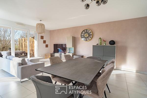 Rez-de-jardin dans un environnement arboré