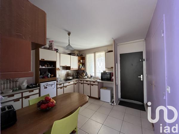 Appartement à vendre 3 pièces 74 m² Montigny-le-Bretonneux
