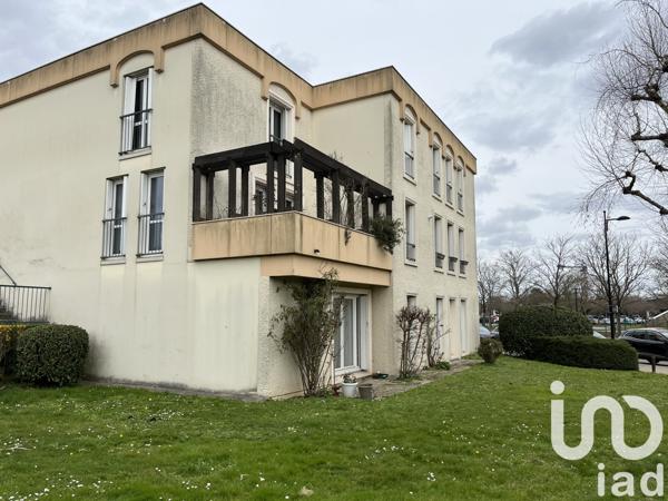 Appartement à vendre 3 pièces 74 m² Montigny-le-Bretonneux